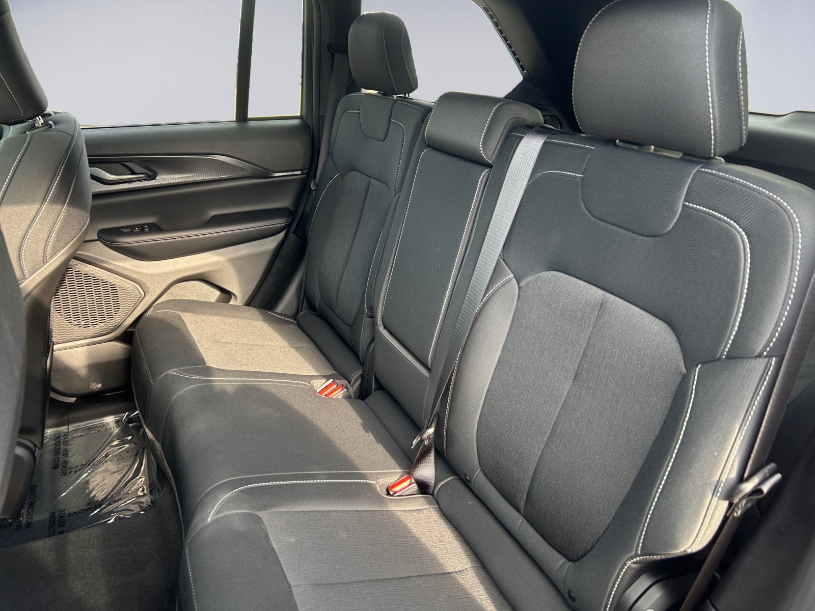 2026 Jeep Grand Cherokee GRAND CHEROKEE LAREDO X 4X4