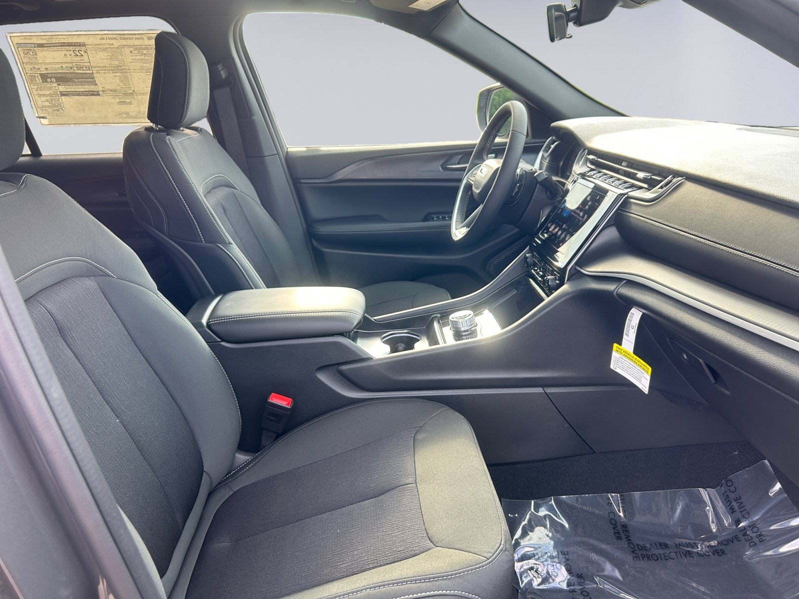 2026 Jeep Grand Cherokee GRAND CHEROKEE LAREDO X 4X4