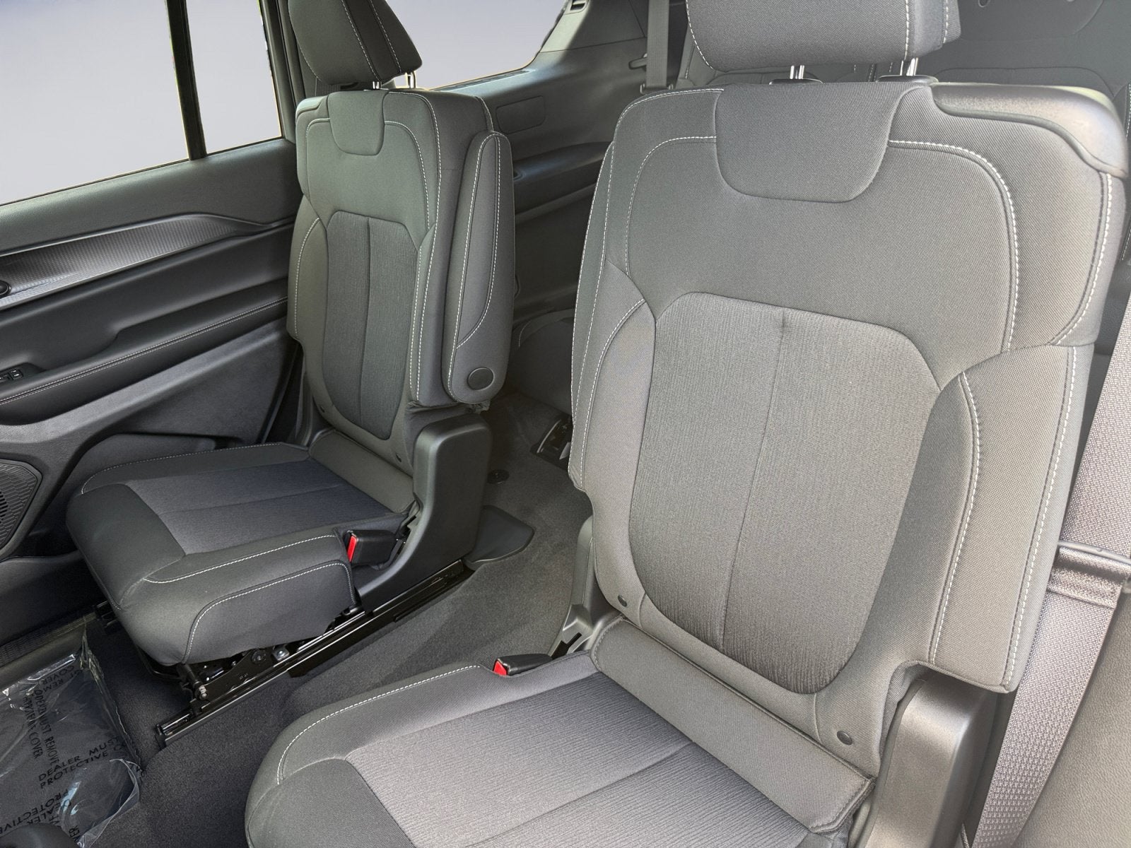 2026 Jeep Grand Cherokee L GRAND CHEROKEE L LAREDO 4X4