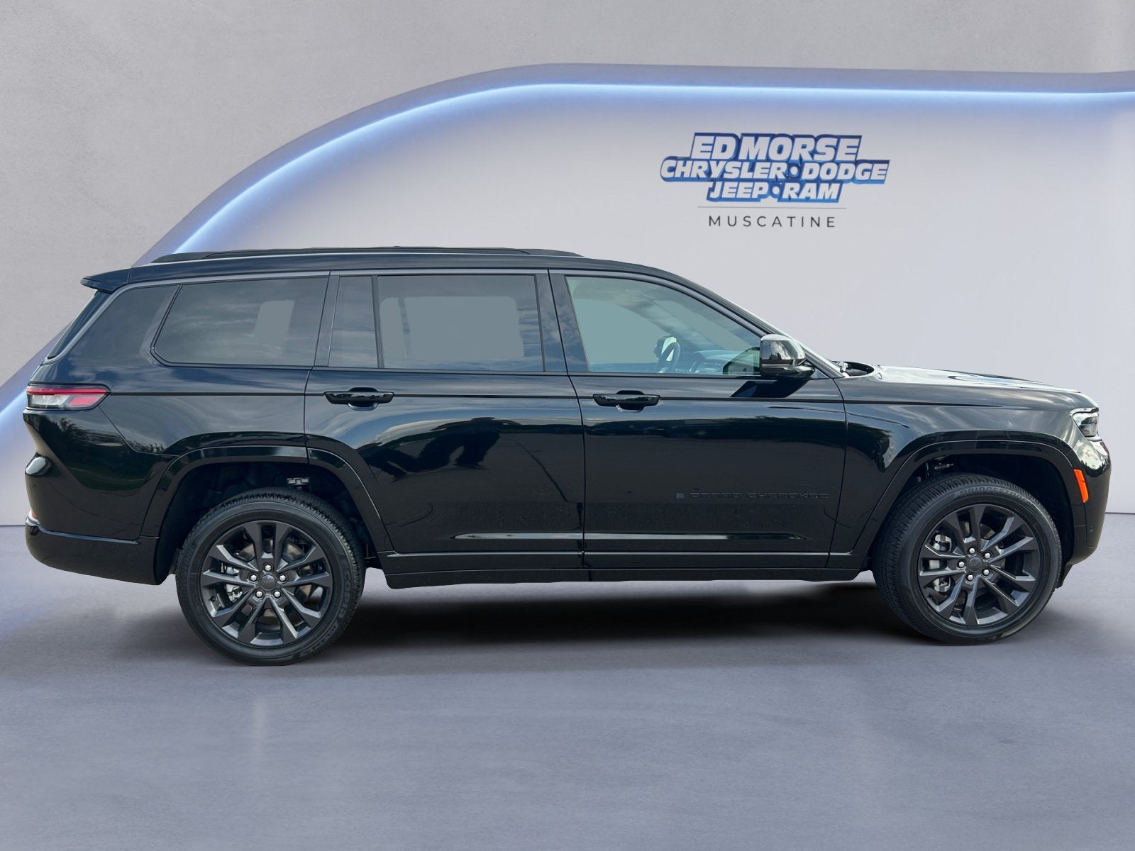2026 Jeep Grand Cherokee GRAND CHEROKEE L LIMITED RESERVE 4X4