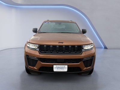 2027 Jeep Grand Cherokee GRAND CHEROKEE L LIMITED 4X4