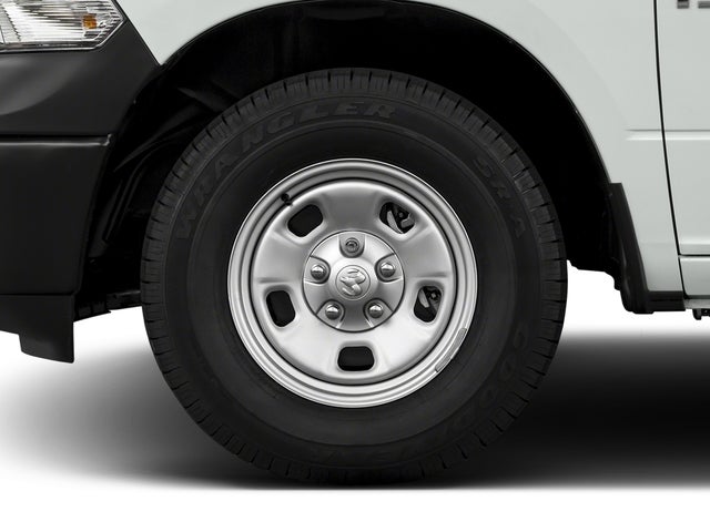 2017 RAM 1500 Tradesman Crew Cab 4x4 5'7' Box