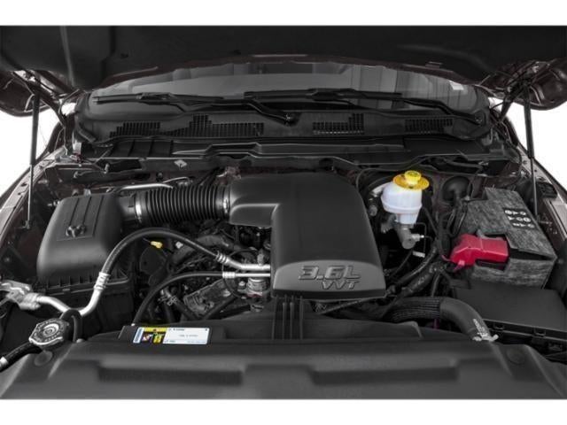 2020 RAM 1500 Classic SLT Crew Cab 4x4 6'4' Box