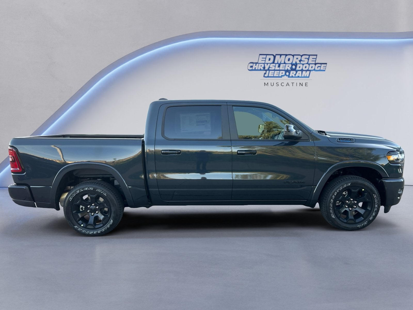 2027 RAM 1500 RAM 1500 BIG HORN CREW CAB 4X4 5'7' BOX