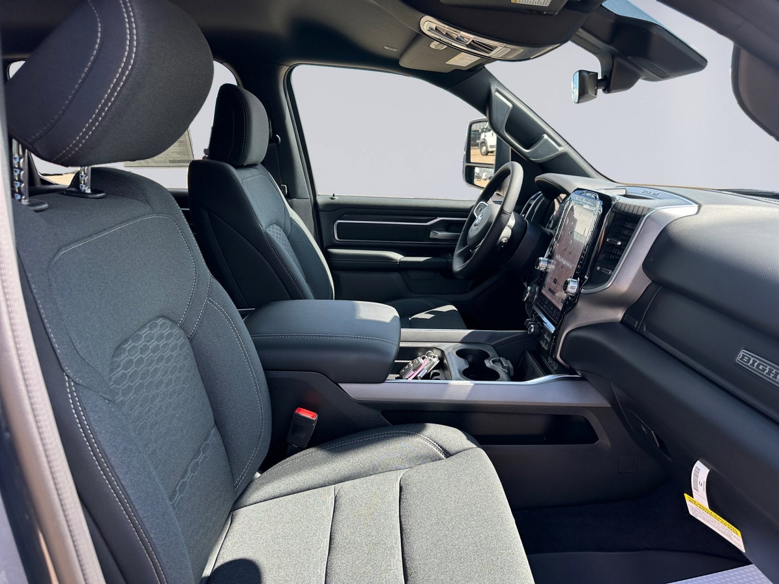 2025 RAM Ram 1500 RAM 1500 BIG HORN CREW CAB 4X4 5'7' BOX