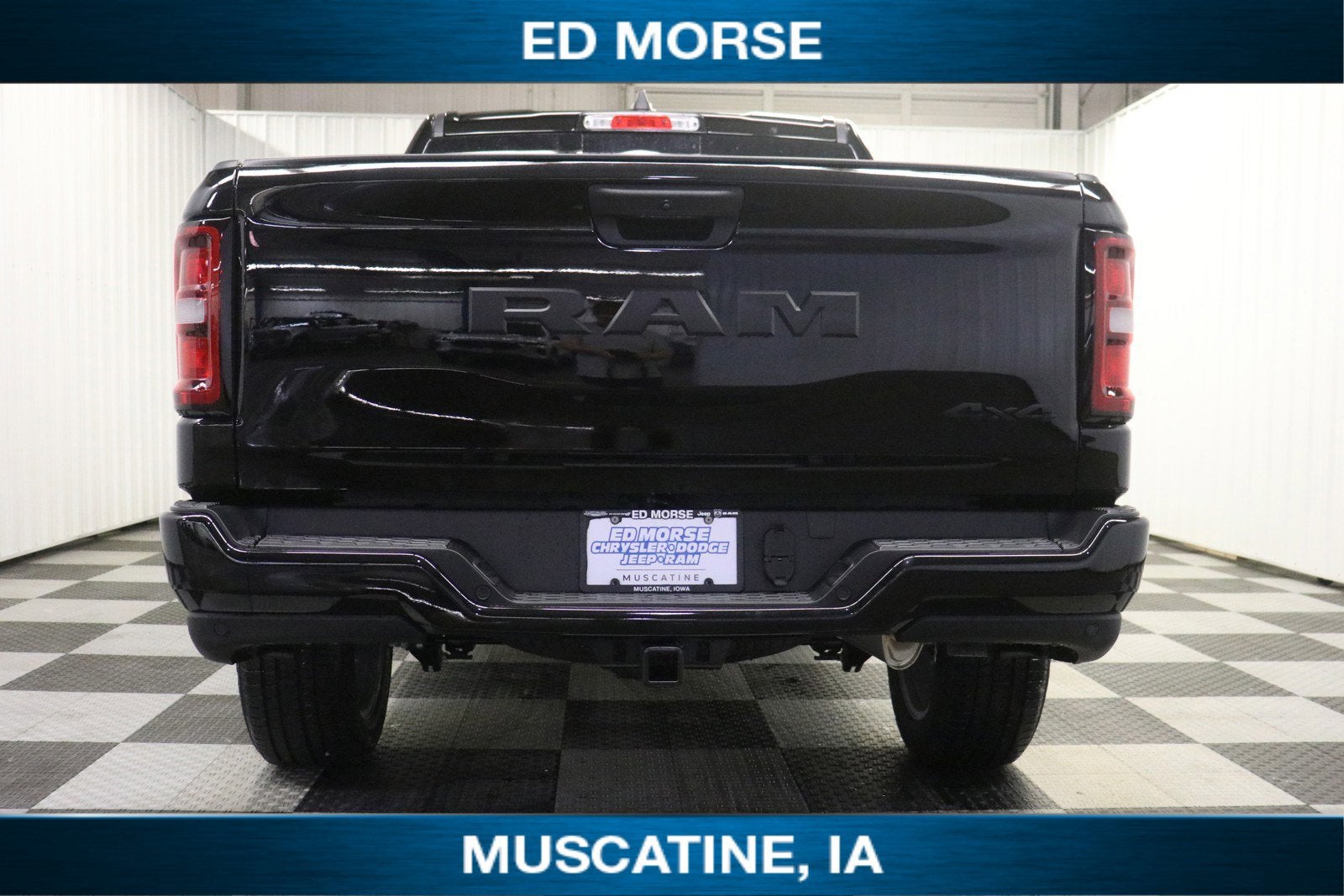 2025 RAM Ram 1500 RAM 1500 TRADESMAN CREW CAB 4X4 5'7' BOX