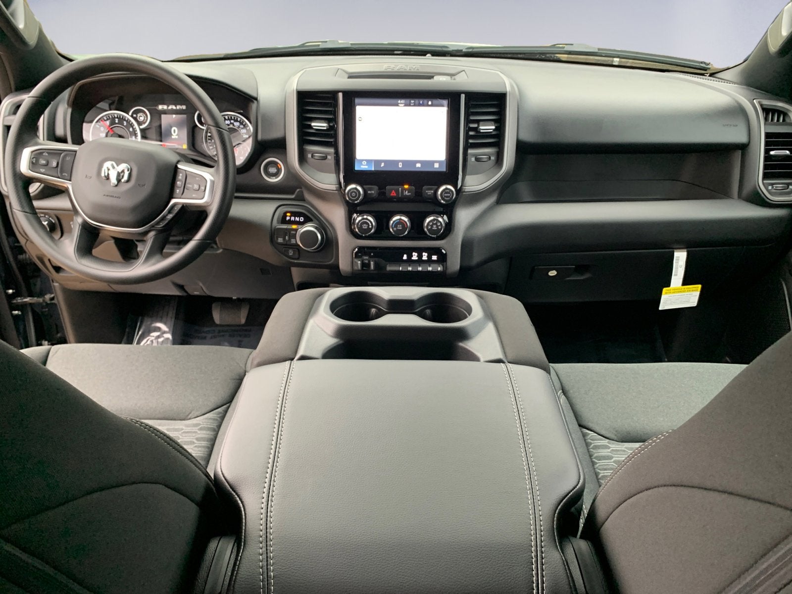 2025 RAM Ram 1500 RAM 1500 TRADESMAN CREW CAB 4X4 5'7' BOX