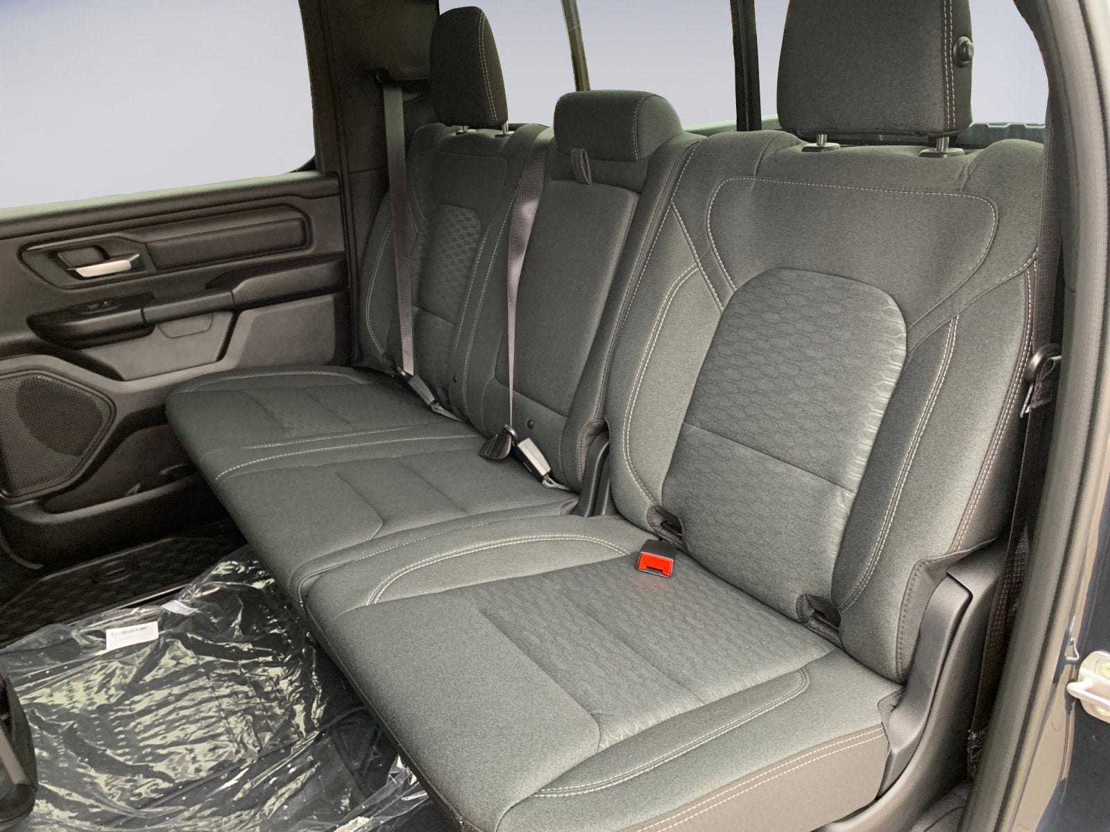 2025 RAM Ram 1500 RAM 1500 TRADESMAN CREW CAB 4X4 5'7' BOX