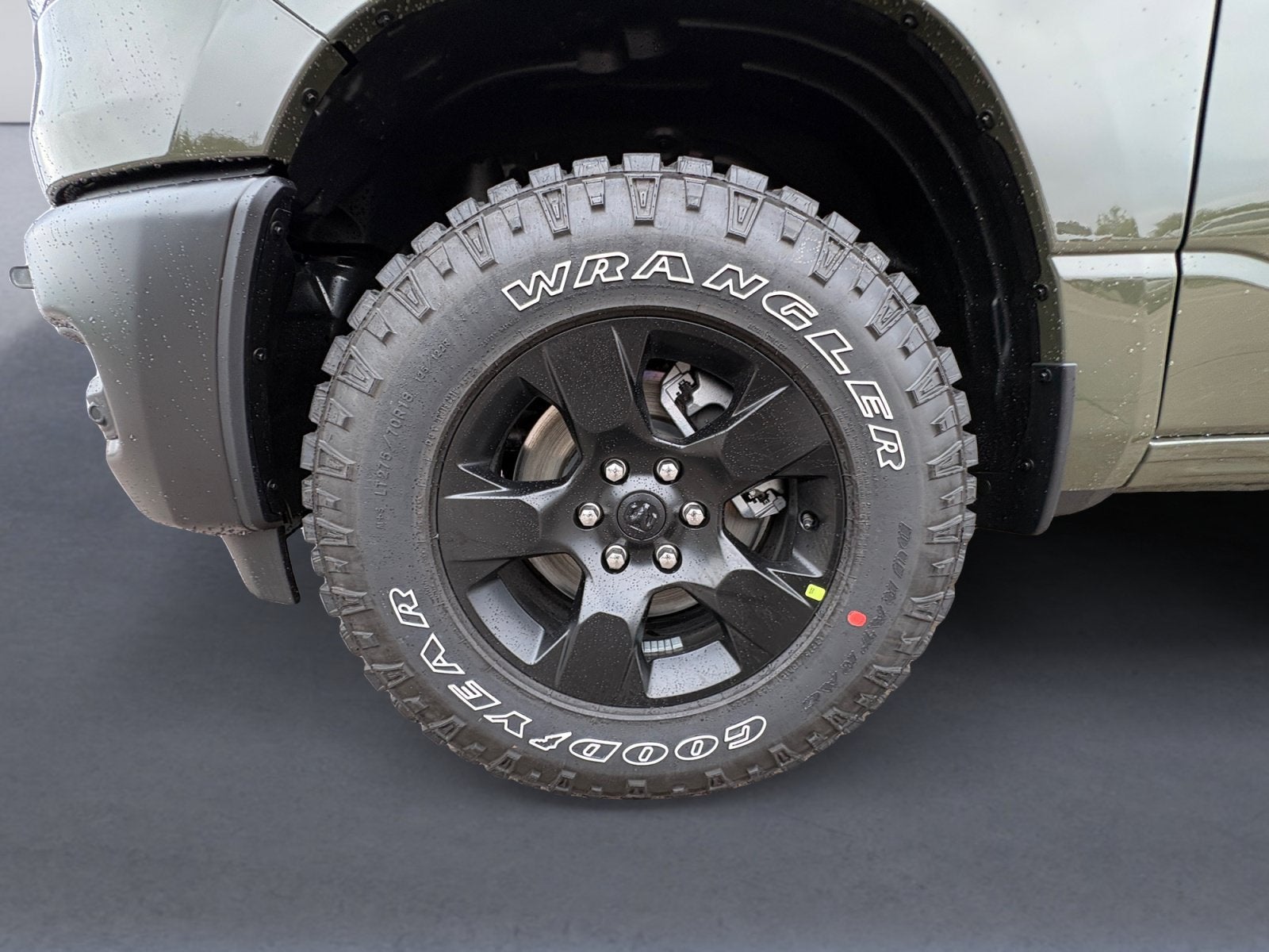 2027 RAM 1500 RAM 1500 WARLOCK CREW CAB 4X4 5'7' BOX