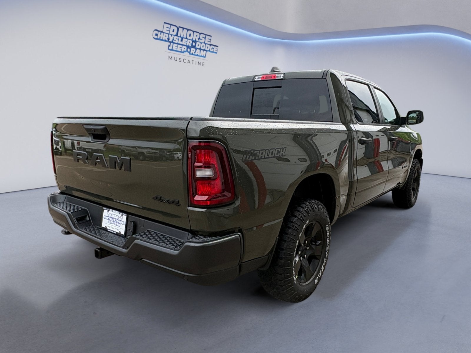 2027 RAM 1500 RAM 1500 WARLOCK CREW CAB 4X4 5'7' BOX