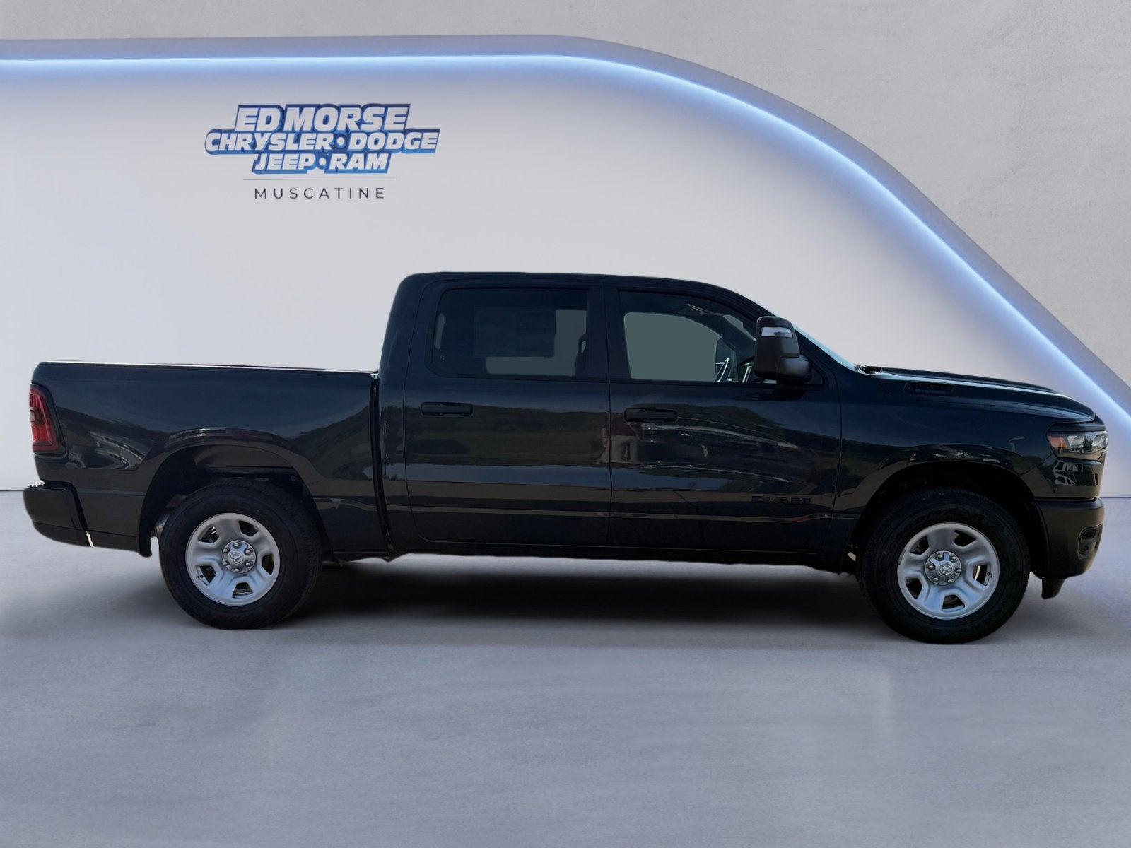 2025 RAM Ram 1500 RAM 1500 TRADESMAN CREW CAB 4X4 5'7' BOX