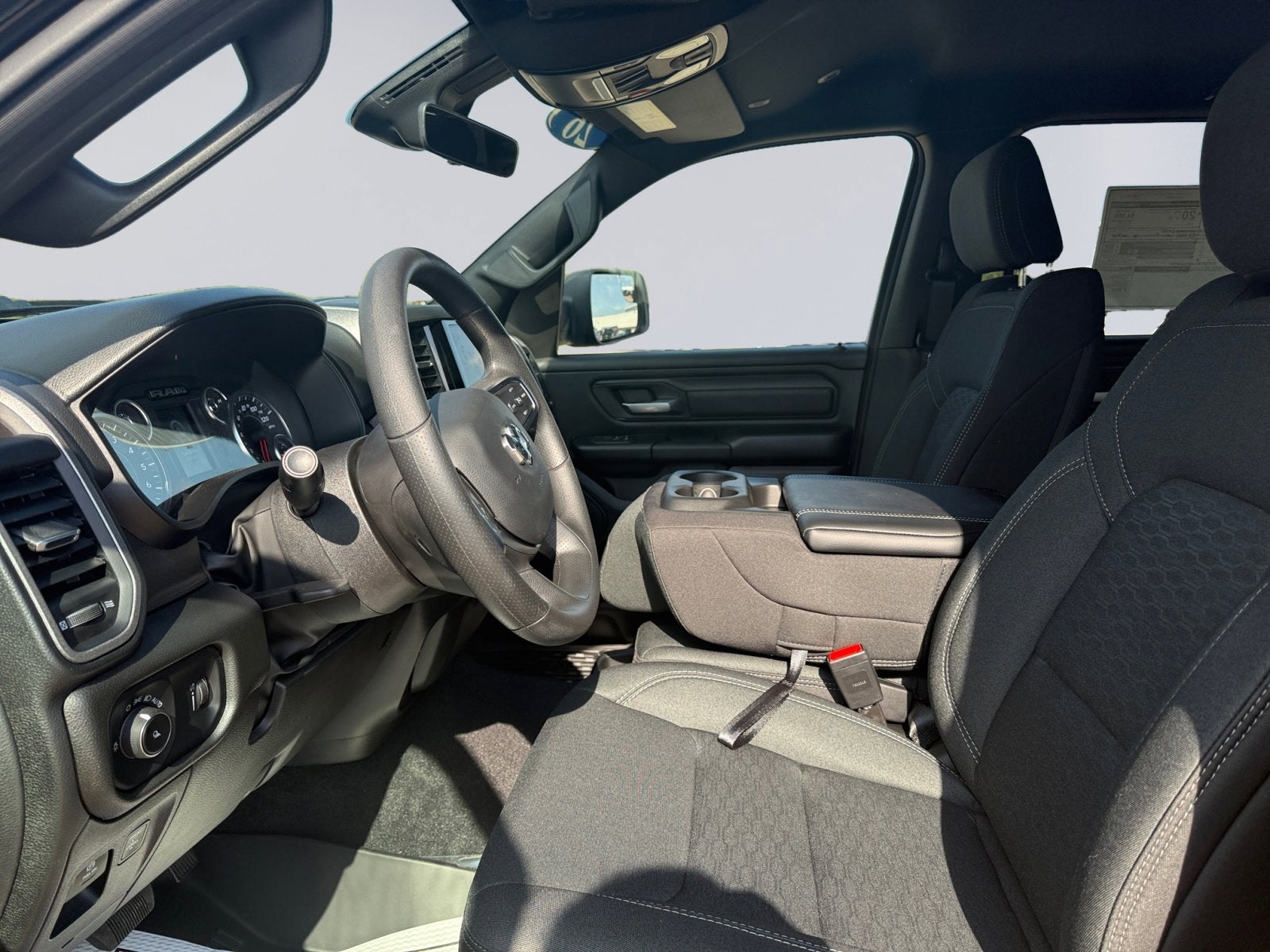 2026 RAM Ram 1500 RAM 1500 TRADESMAN CREW CAB 4X4 5'7' BOX