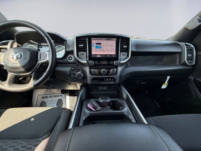 2026 RAM 1500 RAM 1500 EXPRESS CREW CAB 4X4 5'7' BOX