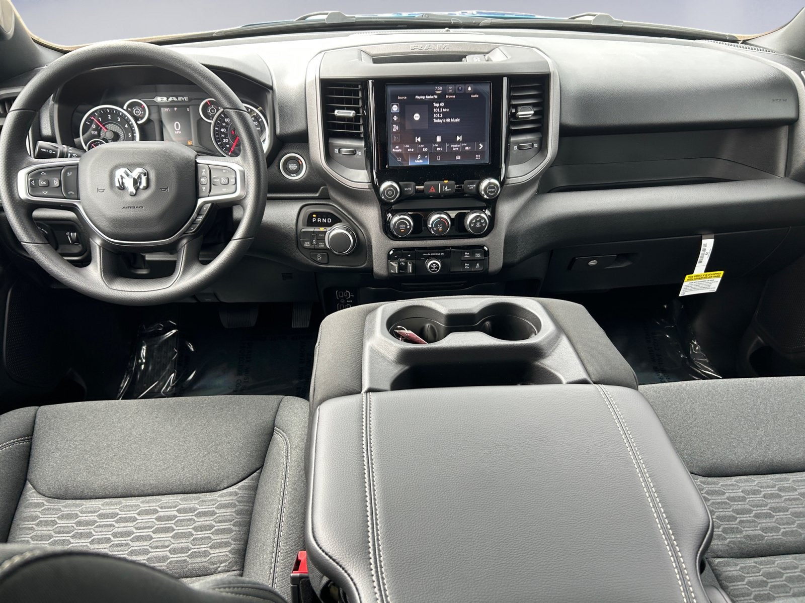 2026 RAM Ram 1500 RAM 1500 TRADESMAN CREW CAB 4X4 5'7' BOX