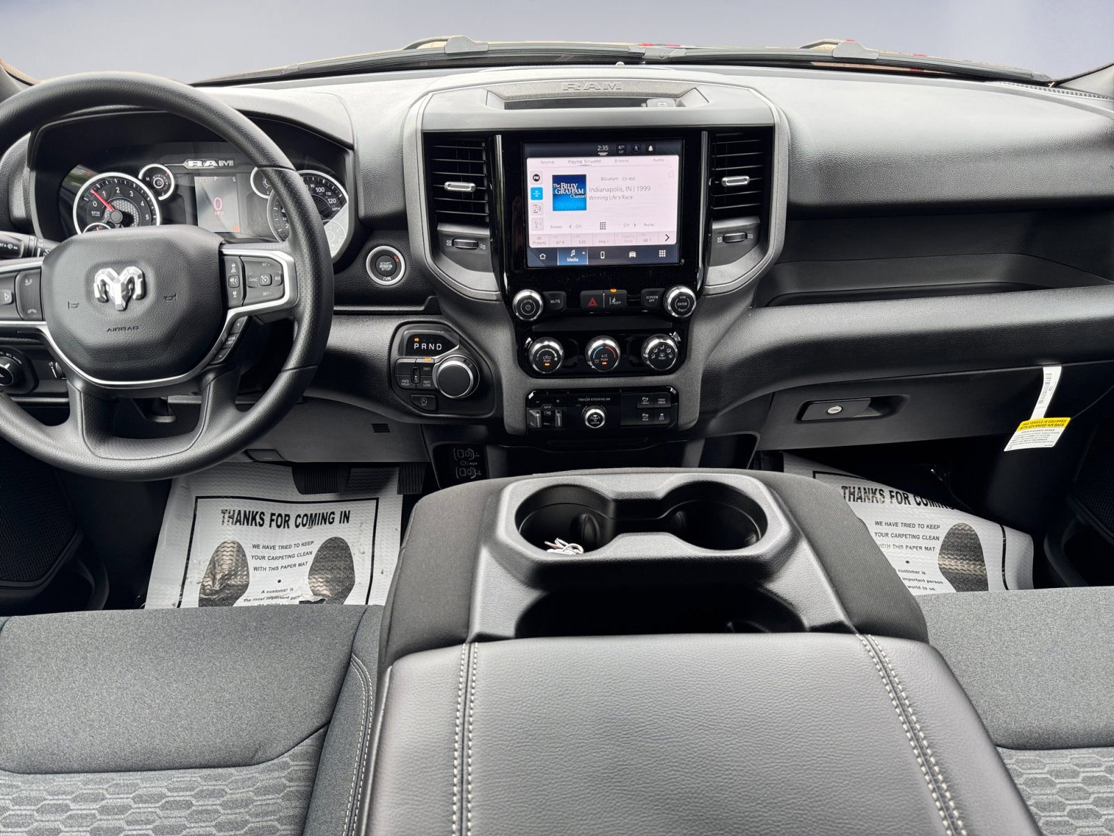 2026 RAM Ram 1500 RAM 1500 TRADESMAN CREW CAB 4X4 5'7' BOX