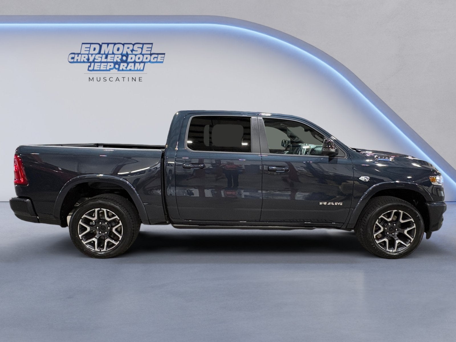 2026 RAM 1500 RAM 1500 LARAMIE CREW CAB 4X4 5'7' BOX
