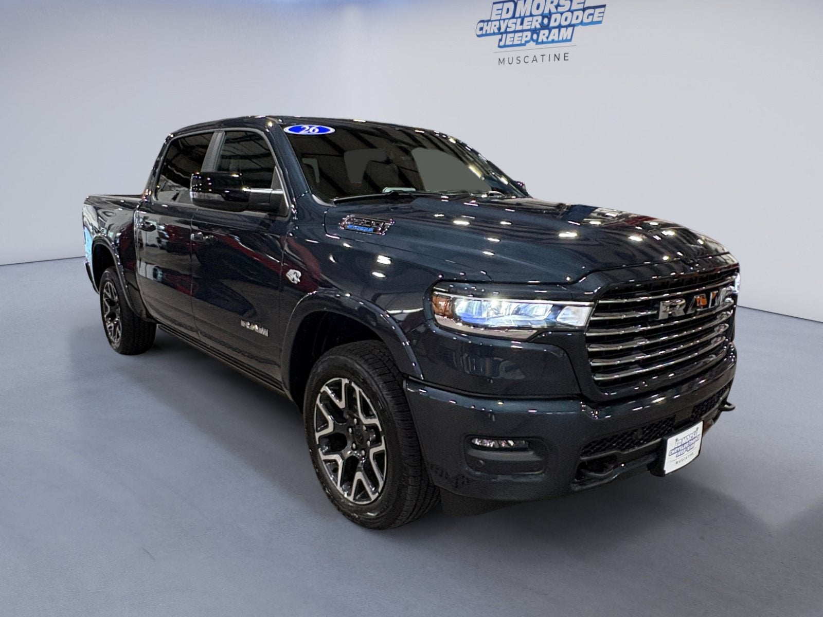 2026 RAM 1500 RAM 1500 LARAMIE CREW CAB 4X4 5'7' BOX