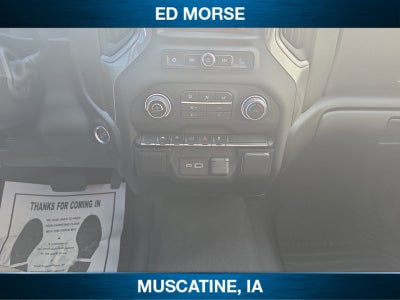 2022 Chevrolet Silverado 1500 4WD Crew Cab Short Bed Custom