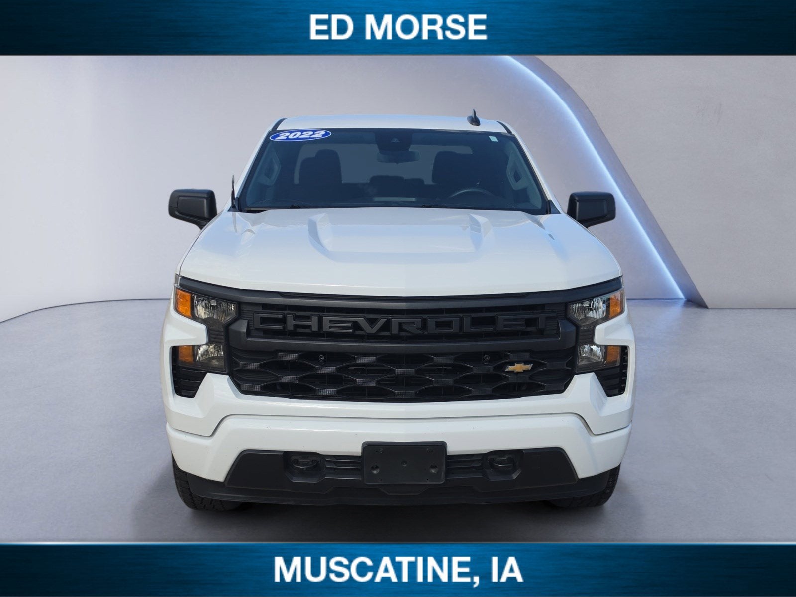 2022 Chevrolet Silverado 1500 4WD Crew Cab Short Bed Custom