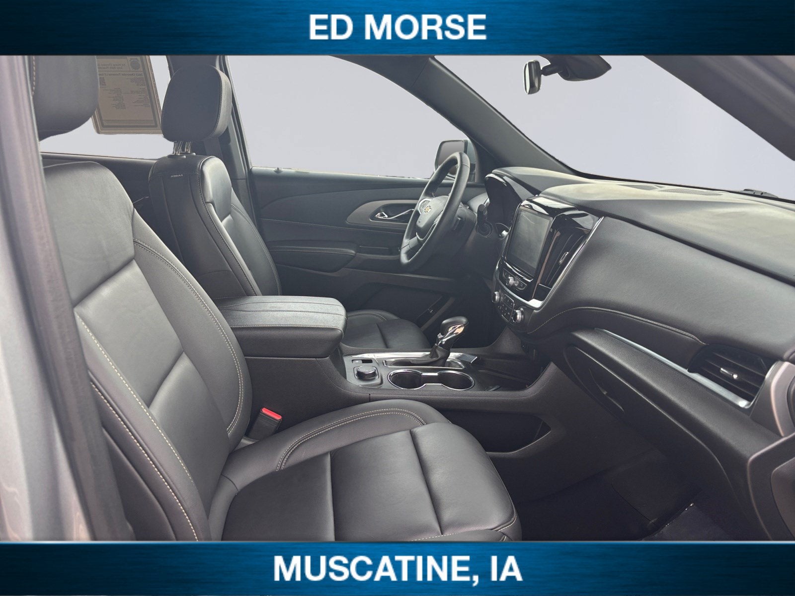 2023 Chevrolet Traverse AWD LT Leather