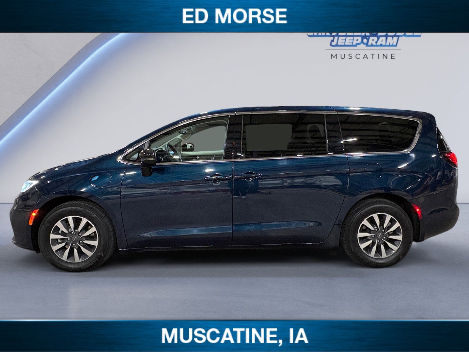 2024 Chrysler Pacifica Hybrid Select