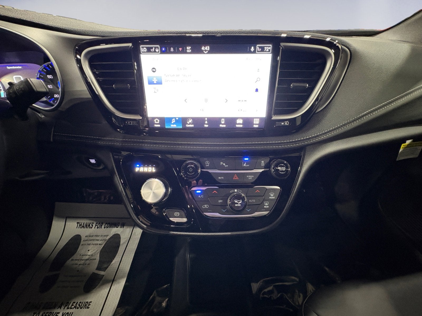 2027 Chrysler Pacifica PACIFICA SELECT AWD