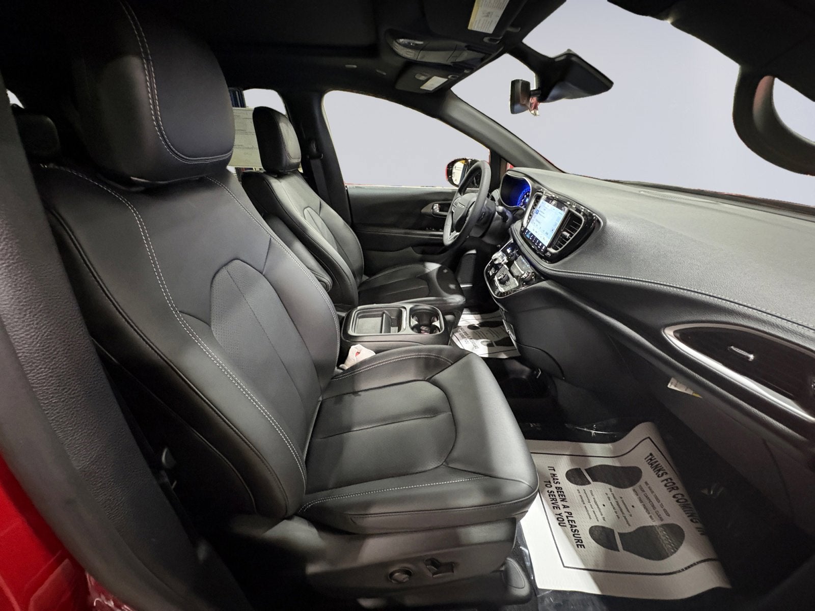 2027 Chrysler Pacifica PACIFICA SELECT AWD