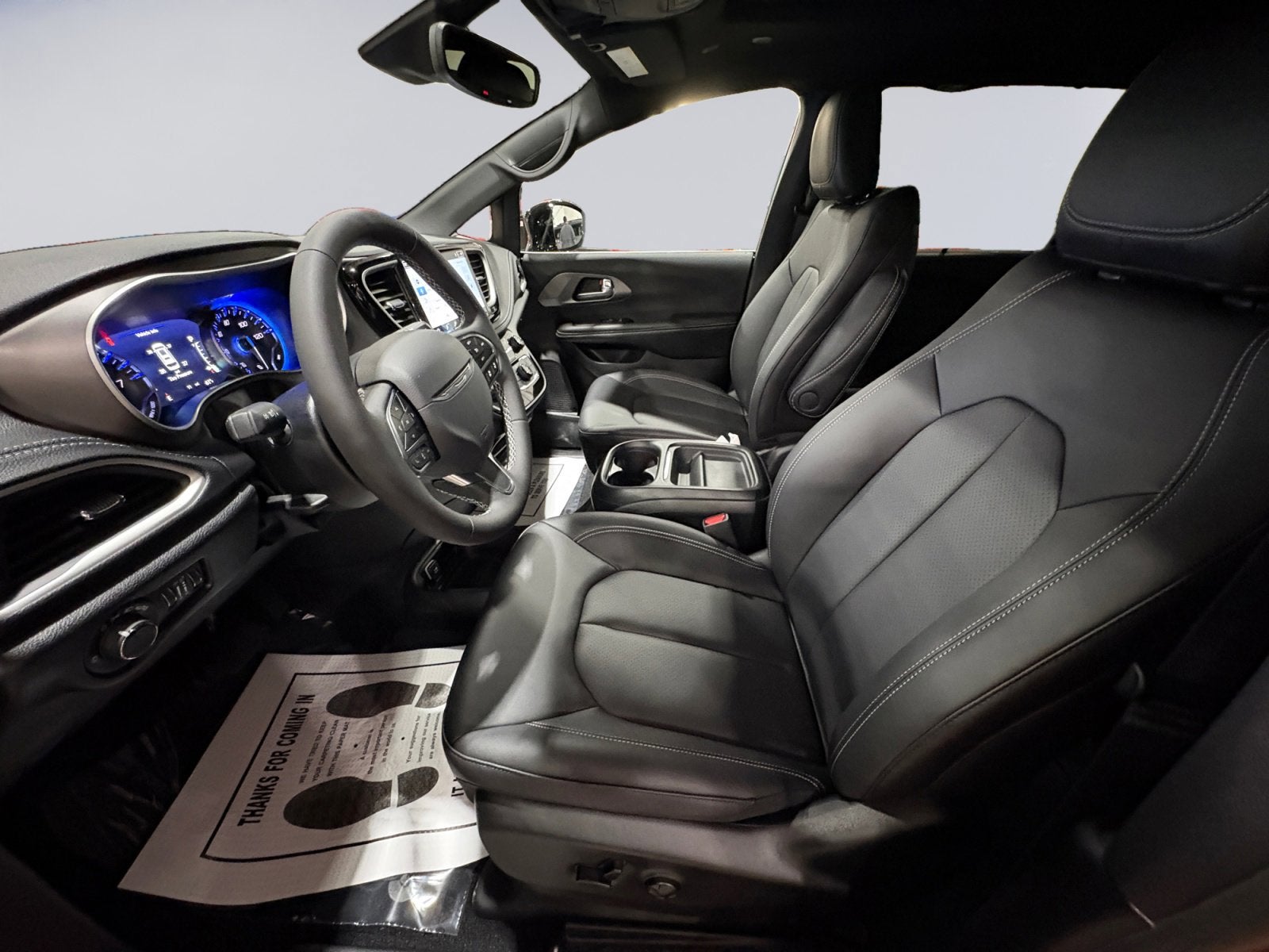 2027 Chrysler Pacifica PACIFICA SELECT AWD