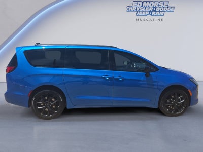 2027 Chrysler Pacifica PACIFICA LIMITED AWD