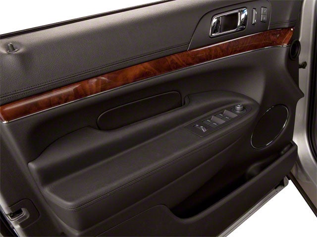 2010 Lincoln MKT Base