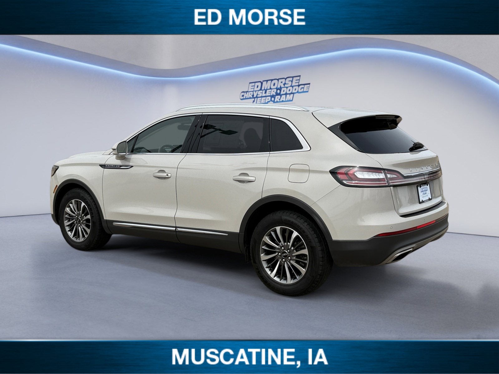 2022 Lincoln Nautilus Standard