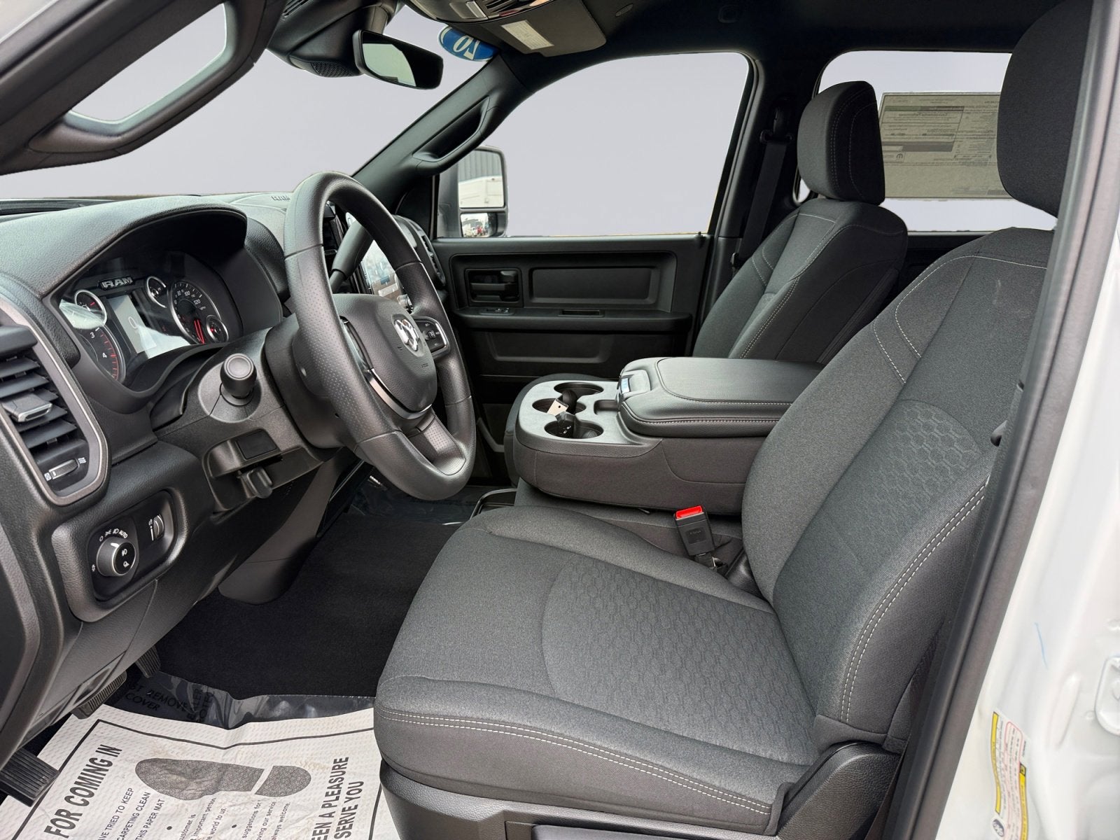 2026 RAM Ram 2500 RAM 2500 TRADESMAN CREW CAB 4X4 6'4' BOX