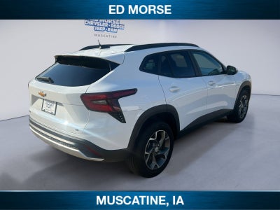 2025 Chevrolet Trax FWD LT