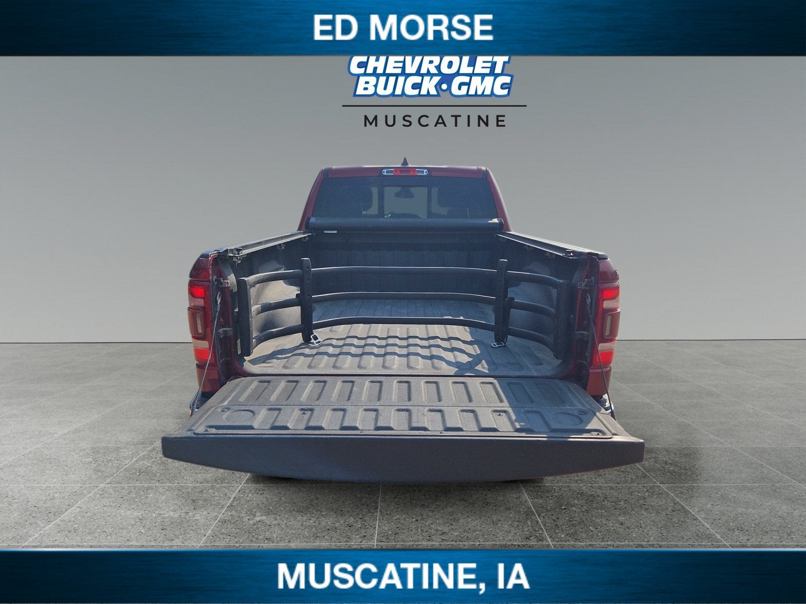 2020 RAM 1500 Laramie Crew Cab 4x4 6'4" Box