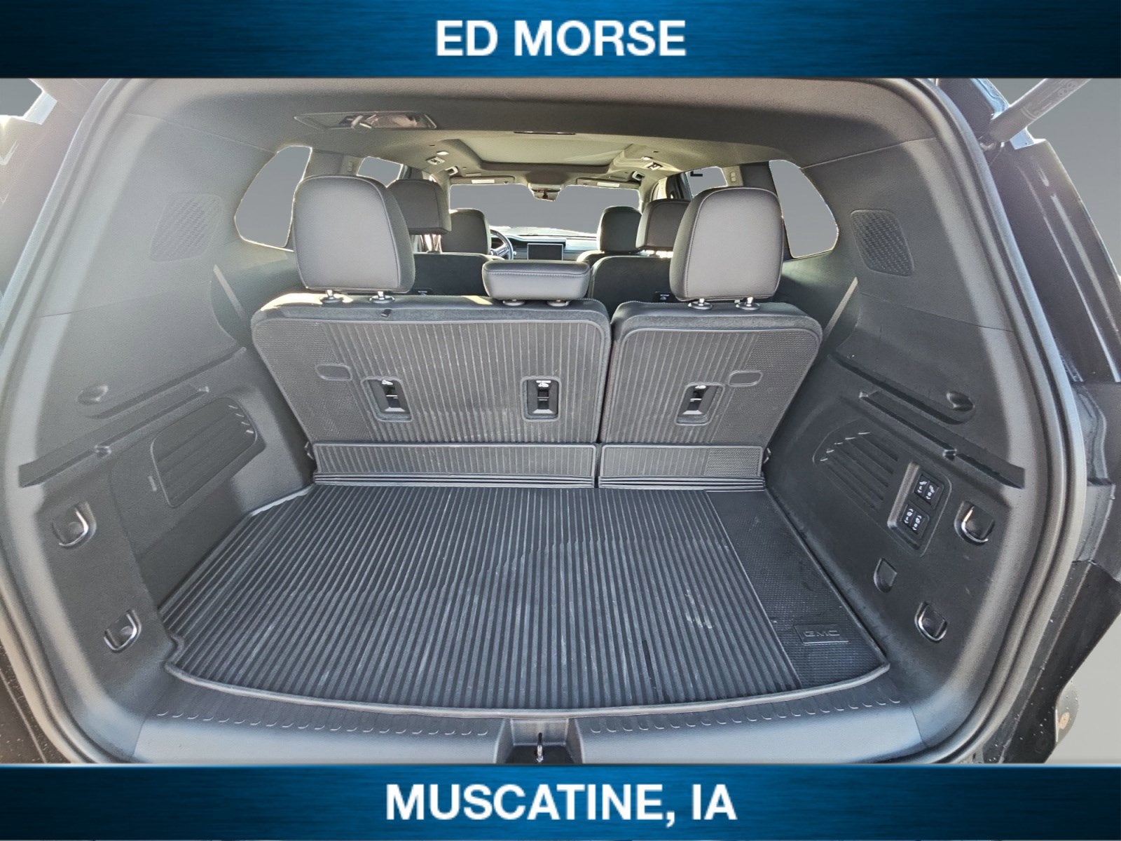 2025 GMC Acadia Denali