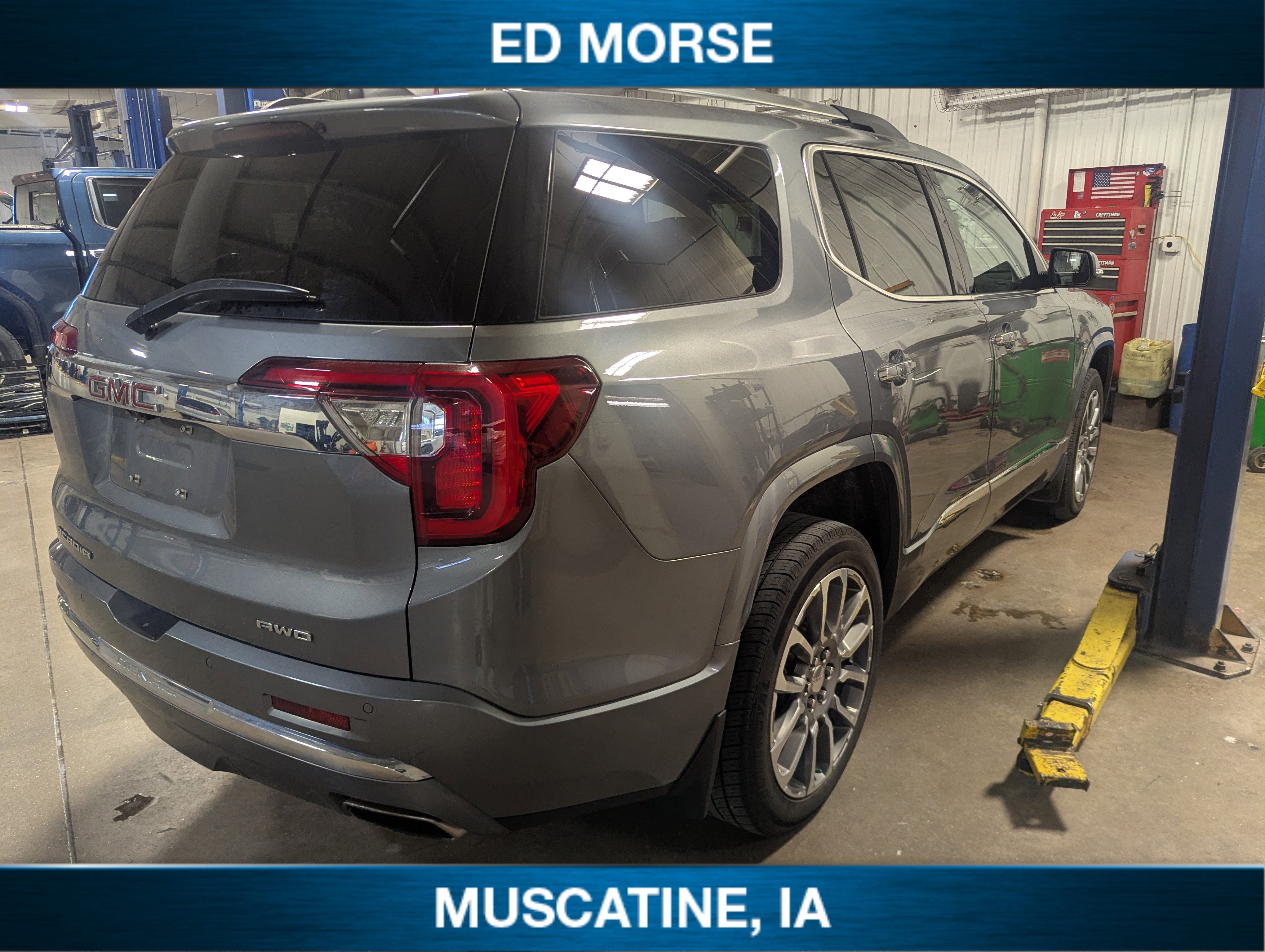 2021 GMC Acadia Denali