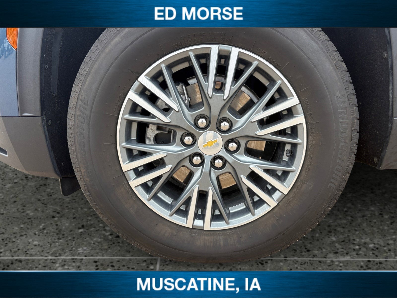 2024 Chevrolet Traverse LS