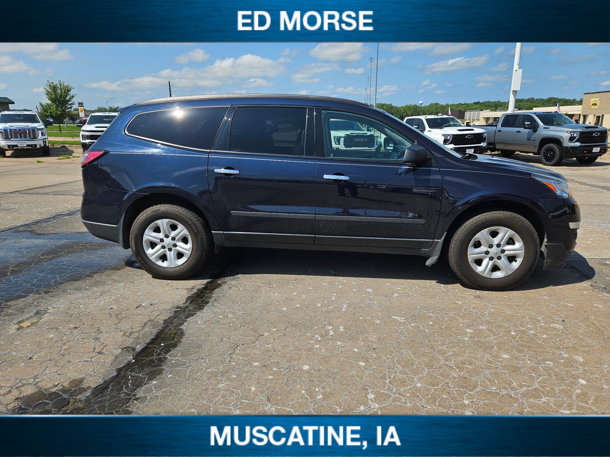 2017 Chevrolet Traverse LS
