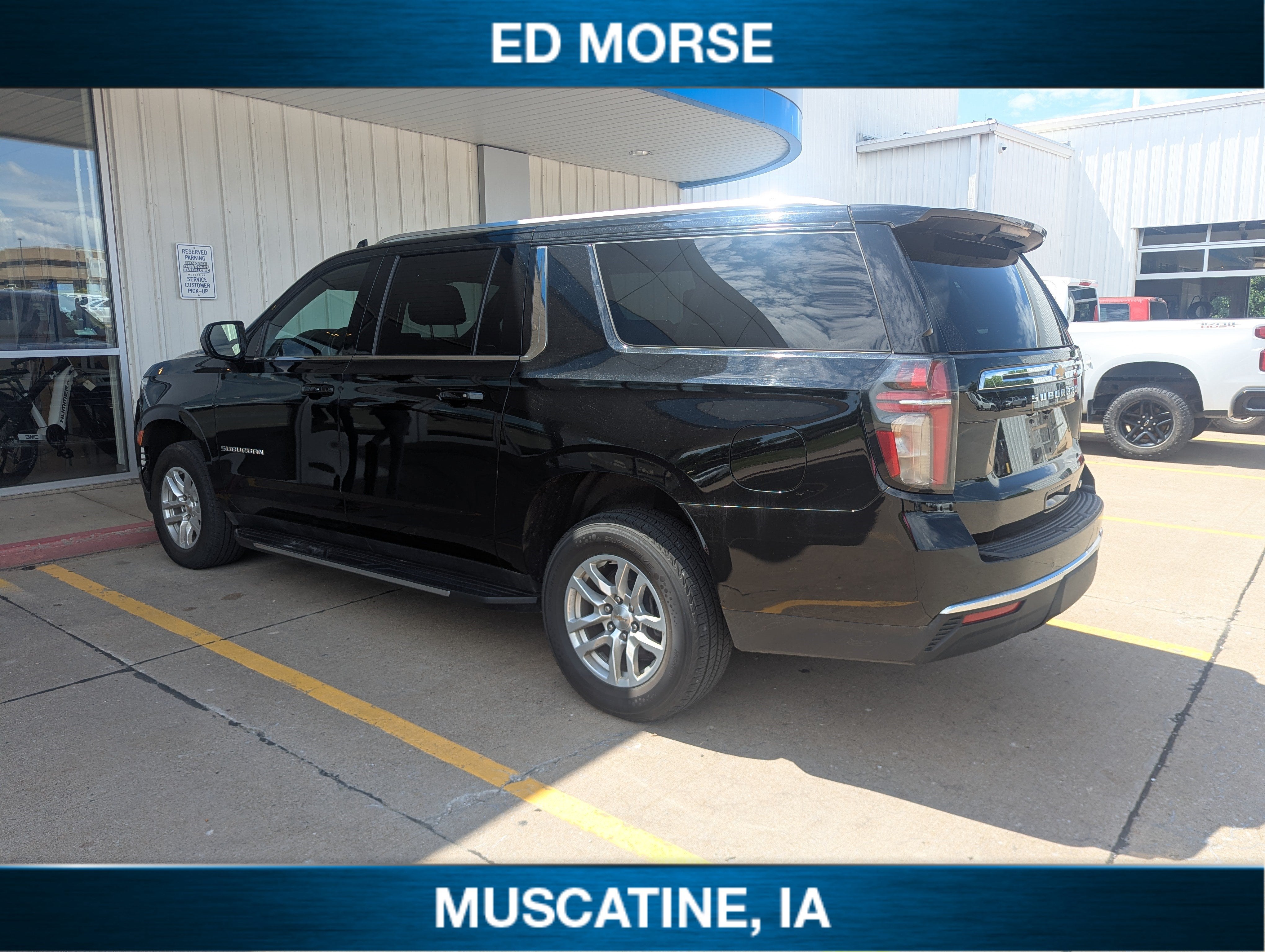 2024 Chevrolet Suburban LT