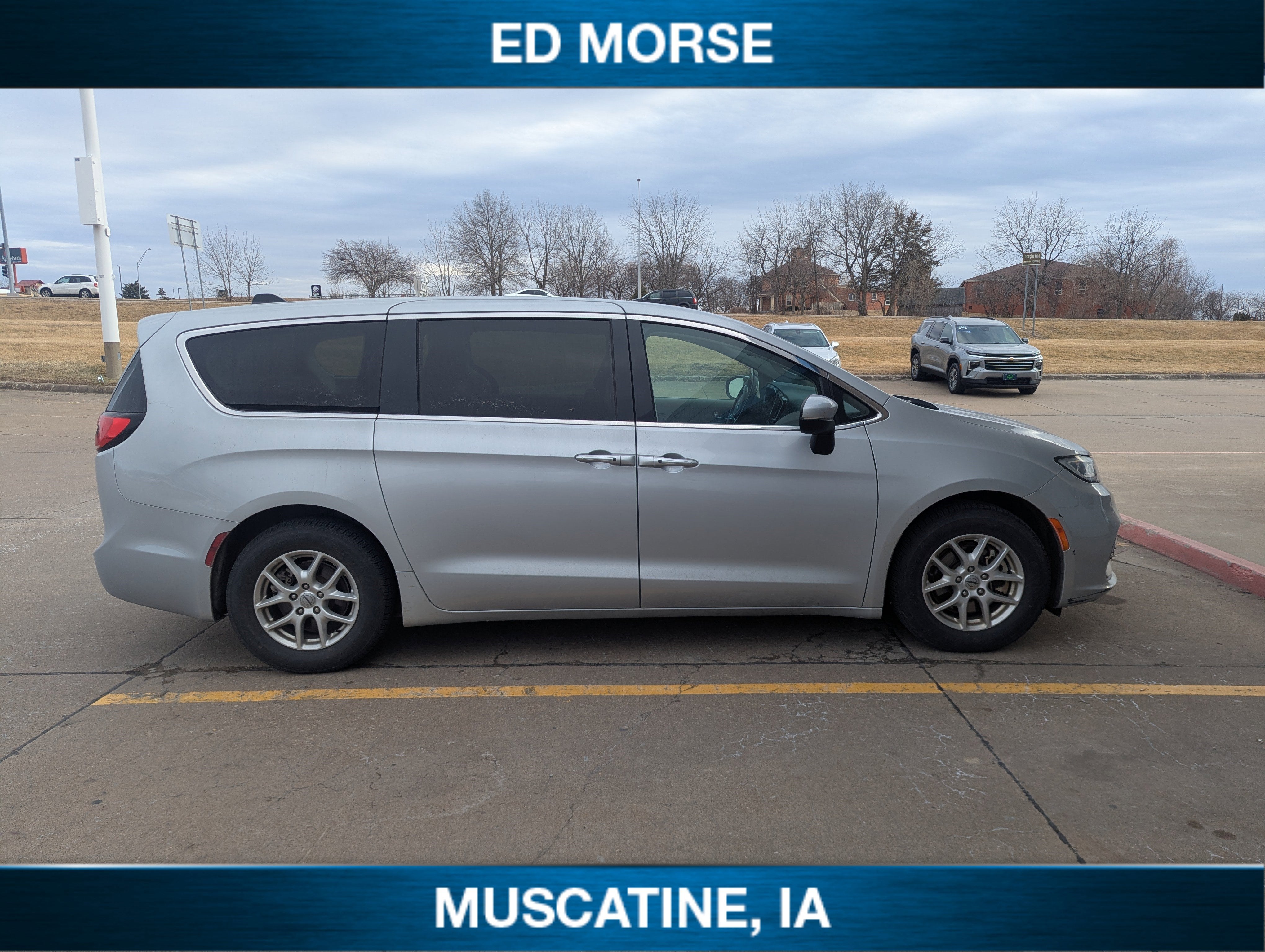 2023 Chrysler Pacifica Touring L