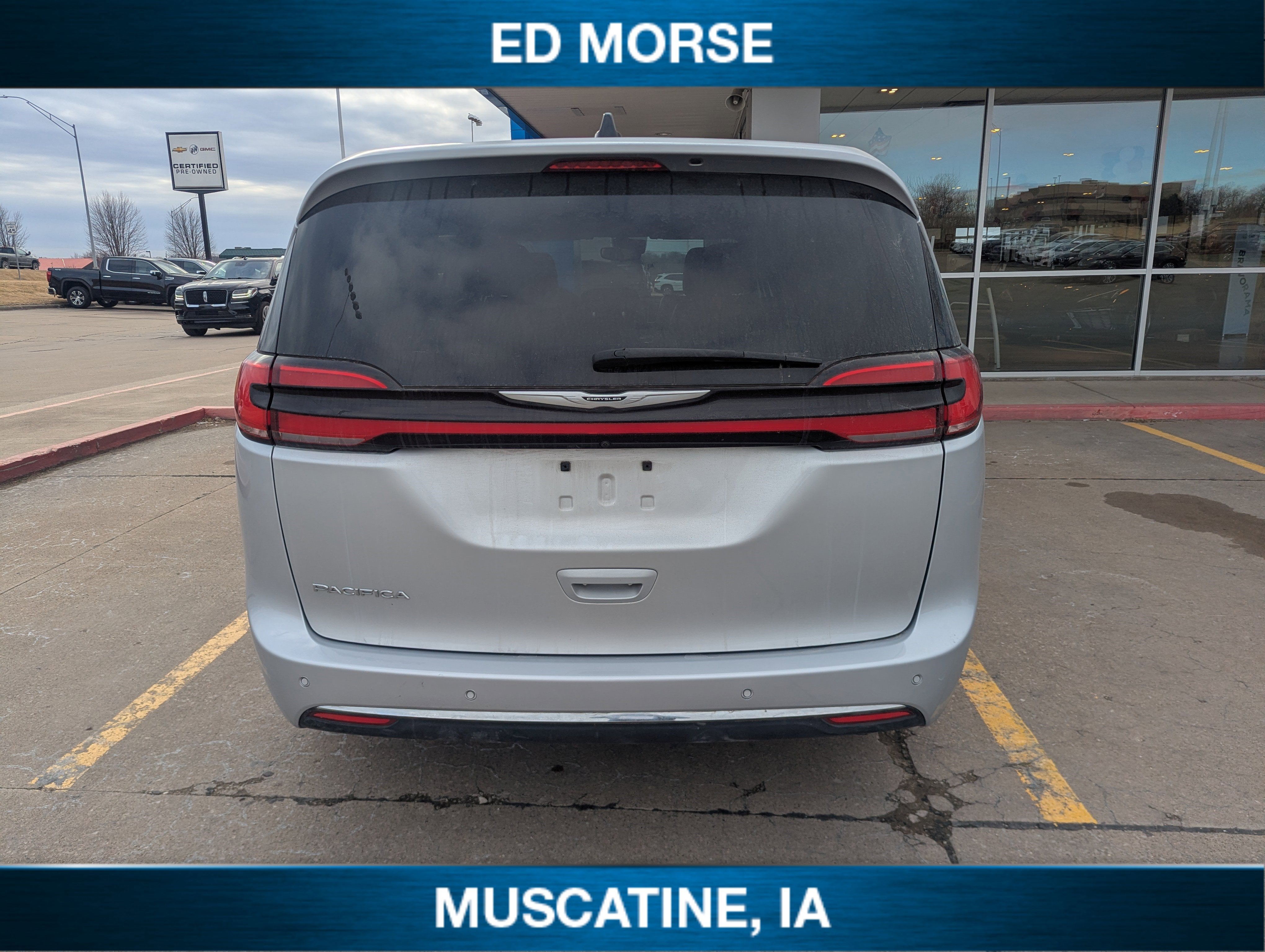 2023 Chrysler Pacifica Touring L