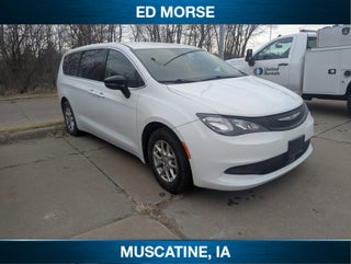 2024 Chrysler Voyager LX