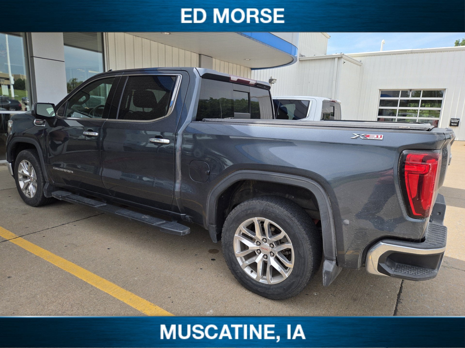 2021 GMC Sierra 1500 SLT